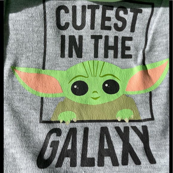 Baby Yoda Onesie 3-Piece - Picture 2 of 12